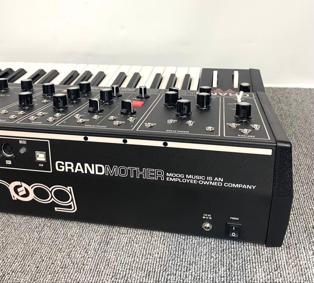 ●極美品 Moog GRANDMOTHER アナログシンセサイザー●