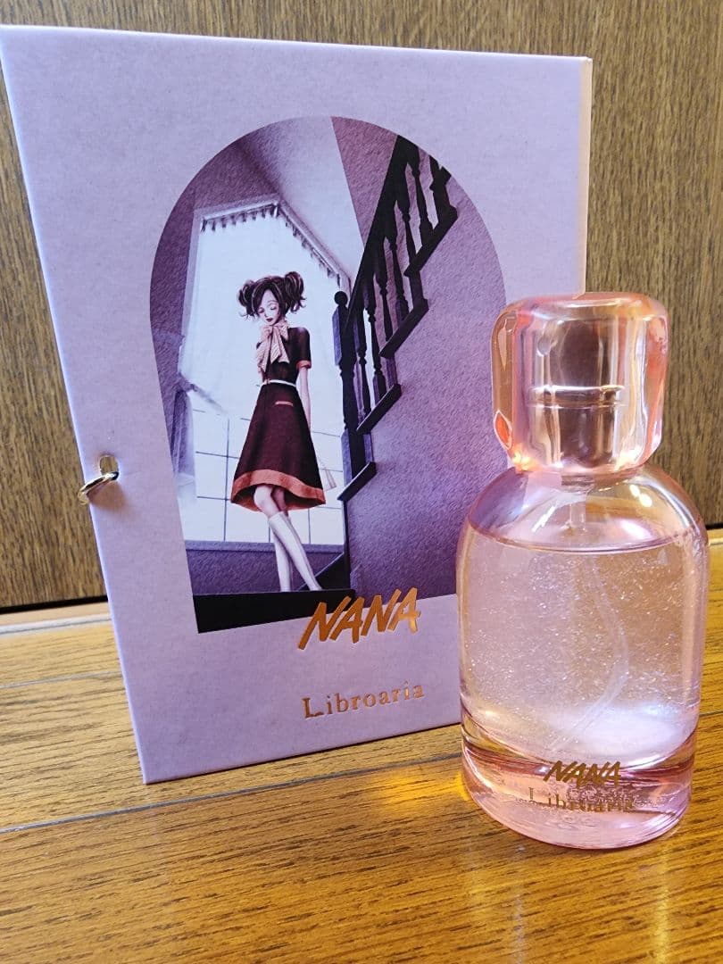 Libroaria リブロアリア コラボ NANA 香水 NO.8 ハチ