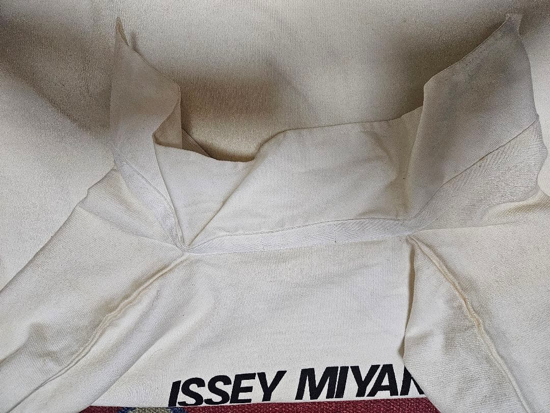 未使用　1988 ISSEY MIYAKE 長袖ポロシャツ M ホワイト