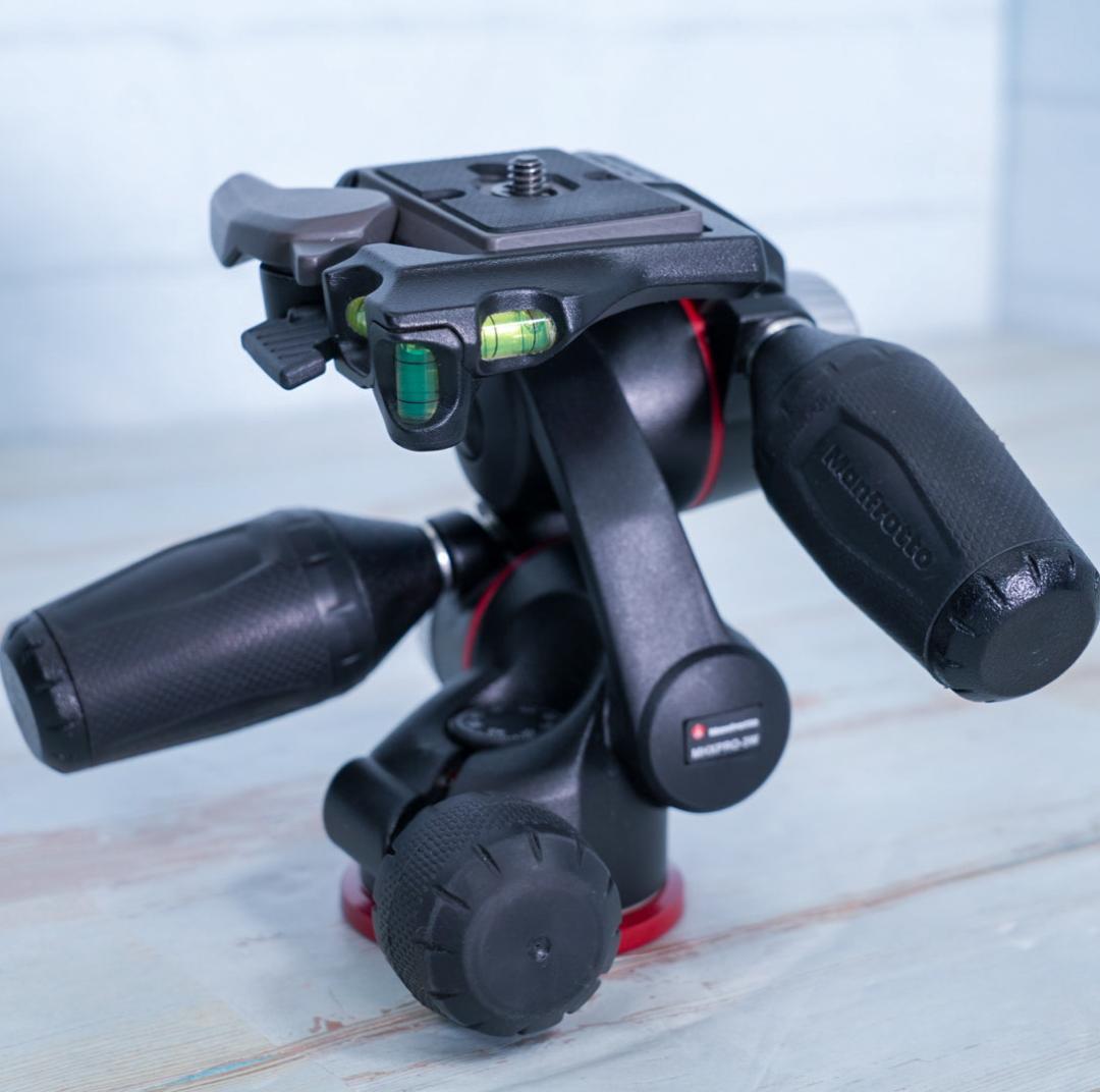 極美品 Manfrotto MHXPRO-3W 3ウェイ高精度雲台