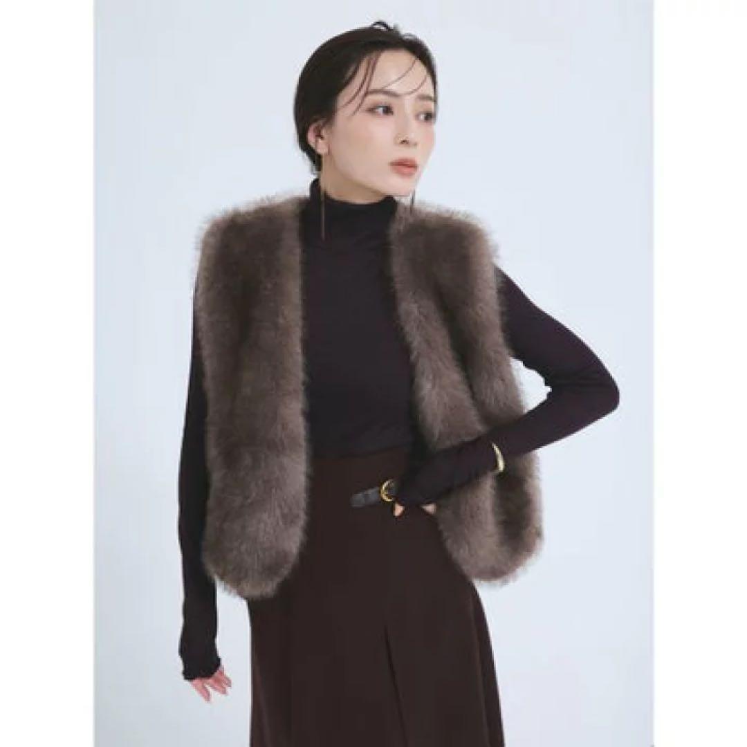 【美品】anuans ショートファーベスト