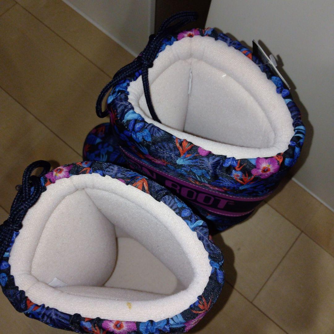 ナタ　　★新品★タグ付き★Moon Boot★アイコンナイロンスノーブーツ