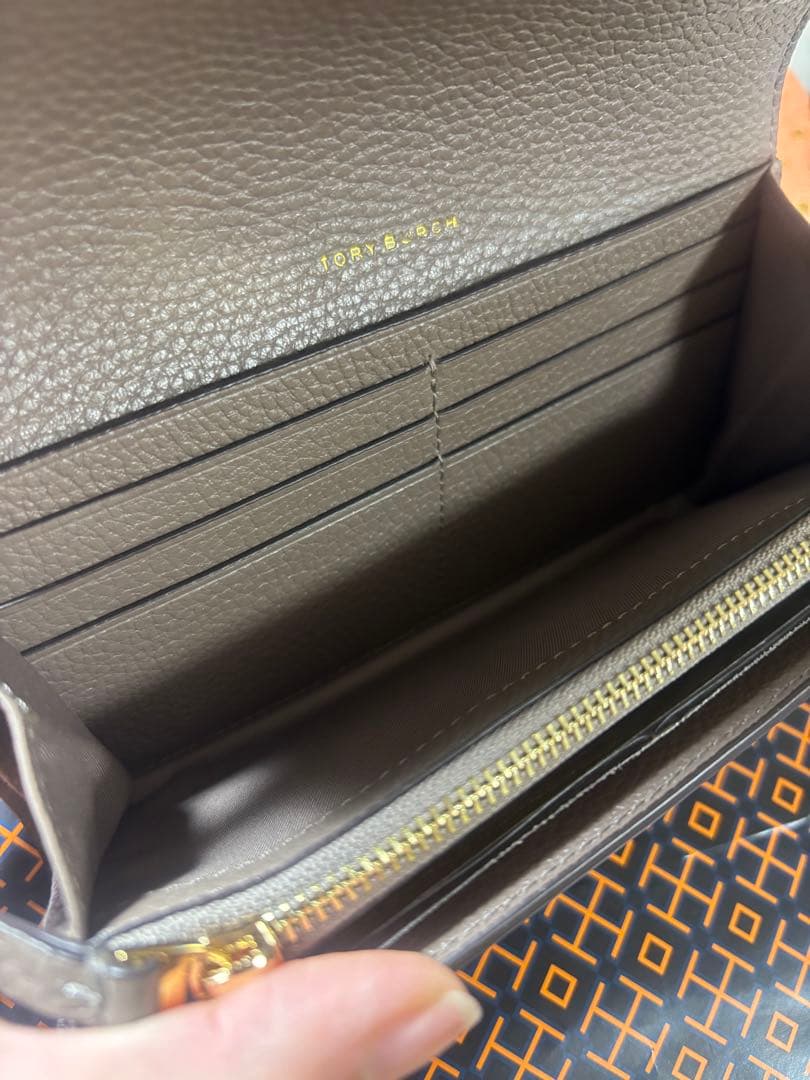 トリーバーチ　長財布