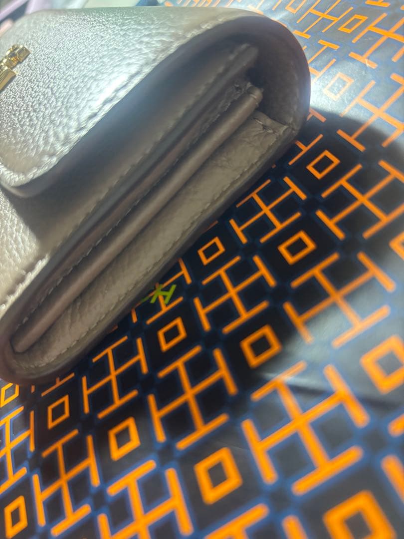 トリーバーチ　長財布