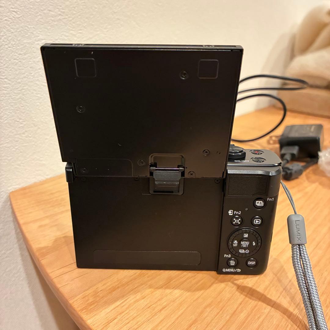 【美品】Panasonic Lumix TZ99 コンパクトデジタルカメラ