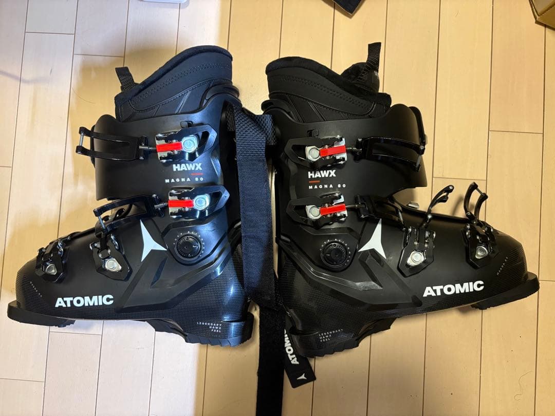 ATOMIC HAWX MAGNA 80 スキーブーツ
