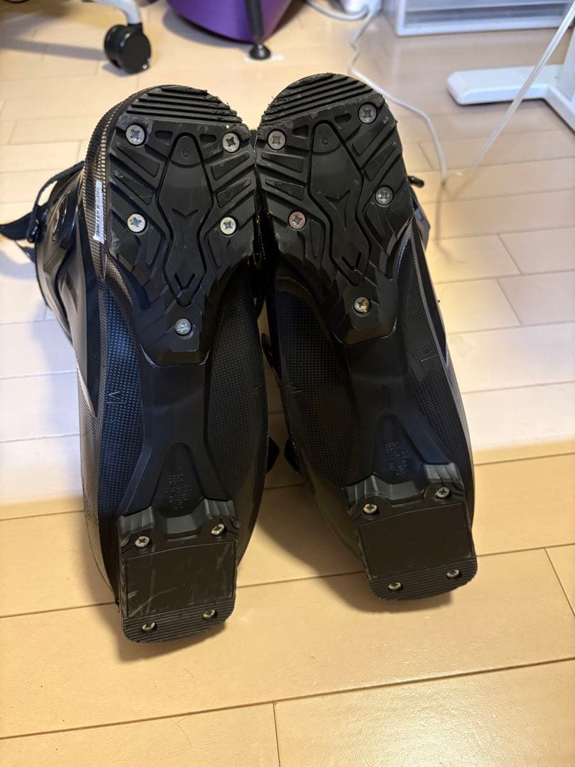 ATOMIC HAWX MAGNA 80 スキーブーツ