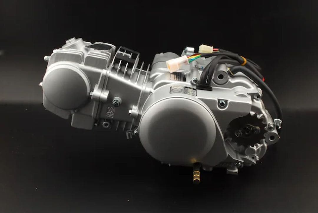 新品モダンワークスgpx125エンジン　※未開封※