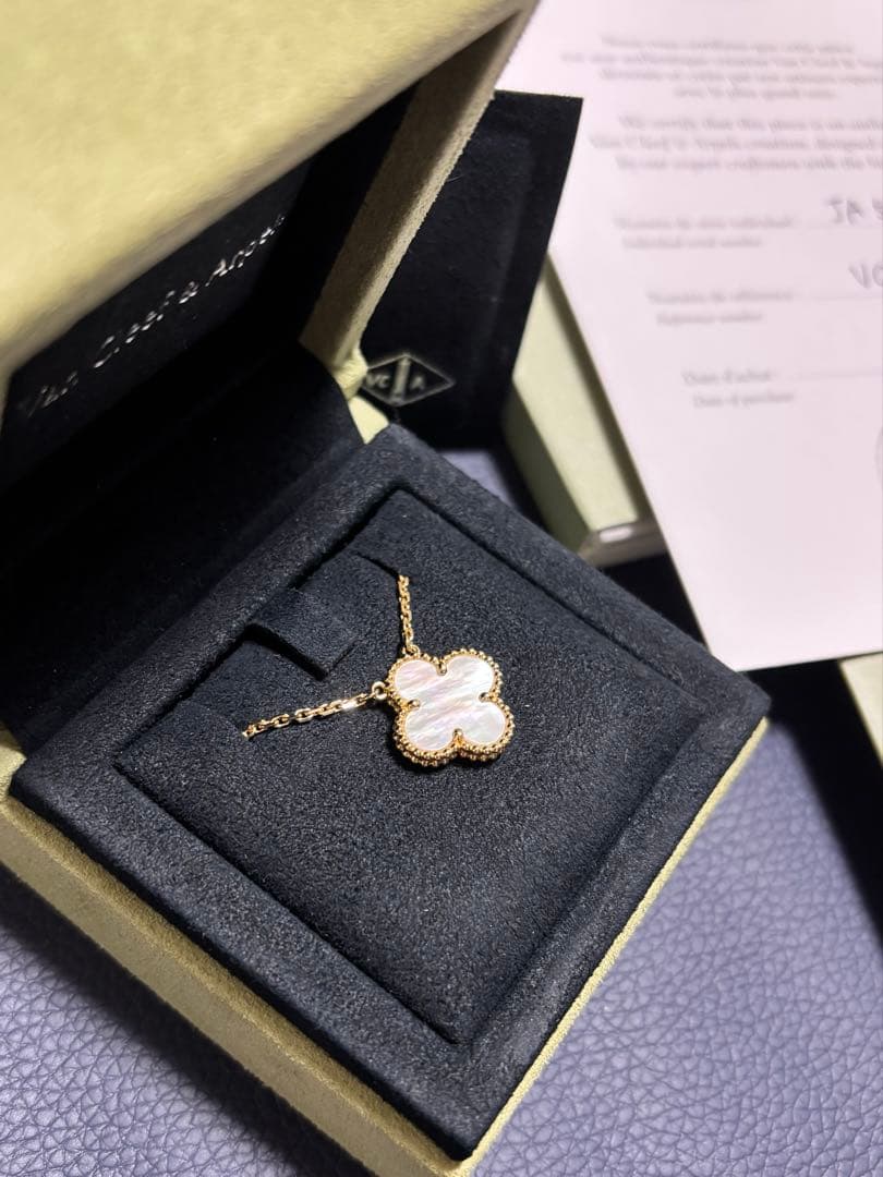 【ほぼ未使用】ヴァンクリーフ&アーペル　アルハンブラマザーオブパールネックレス