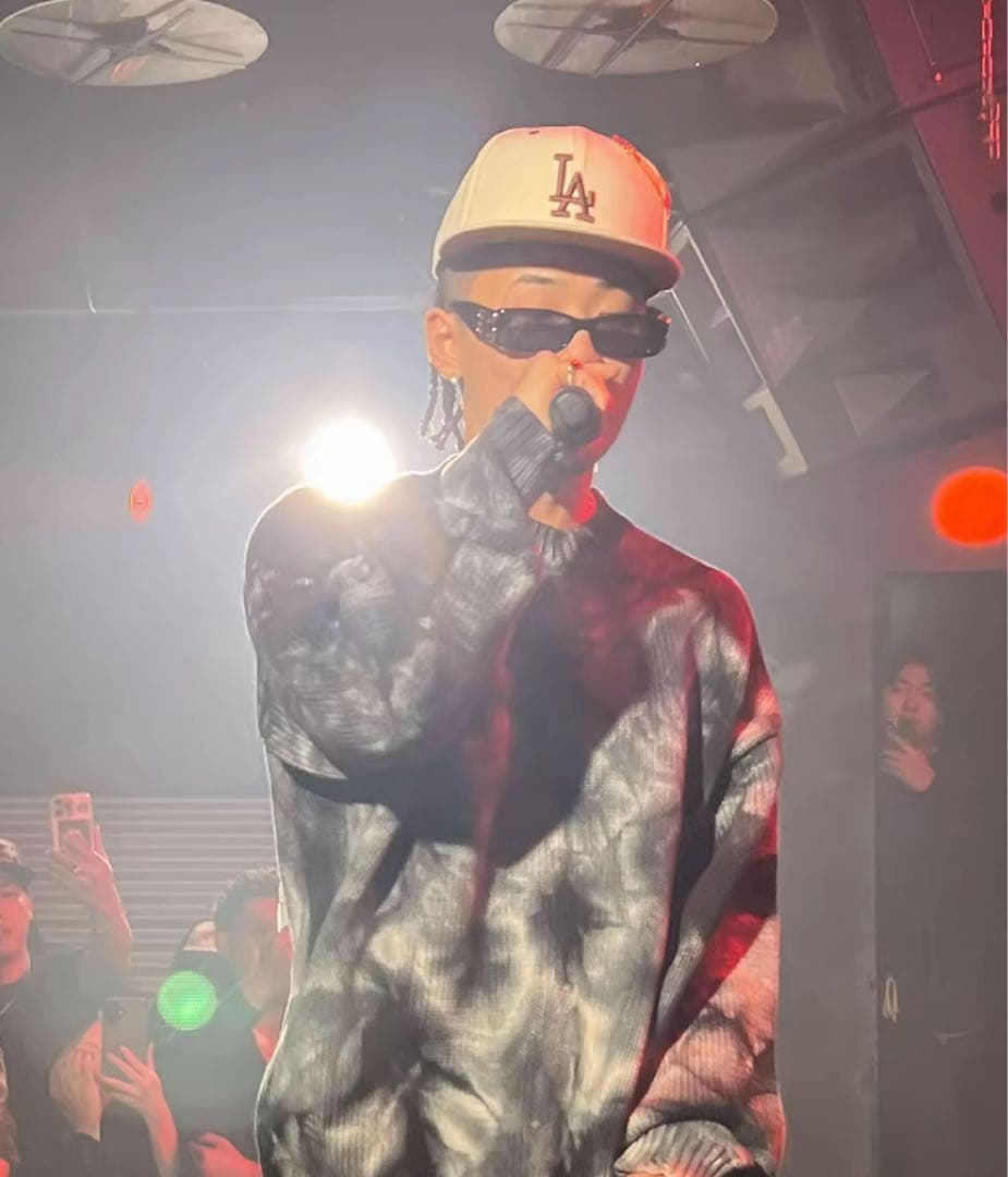 BALENCIAGA DYNASTY RECTANGLE サングラス 平本蓮