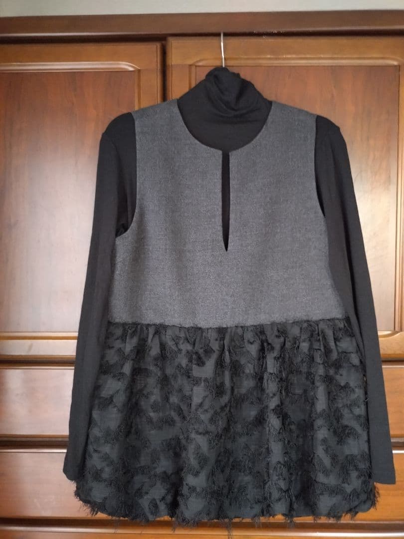 ノーリーズのジレ風ベスト