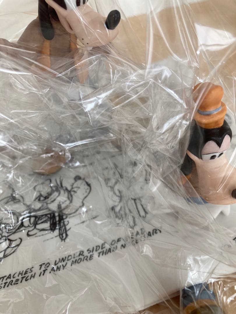 【未使用】グーフィー モデルシートフィギュアシーン限定モデル／陶器製／箱付き