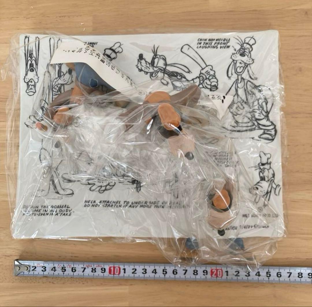 【未使用】グーフィー モデルシートフィギュアシーン限定モデル／陶器製／箱付き