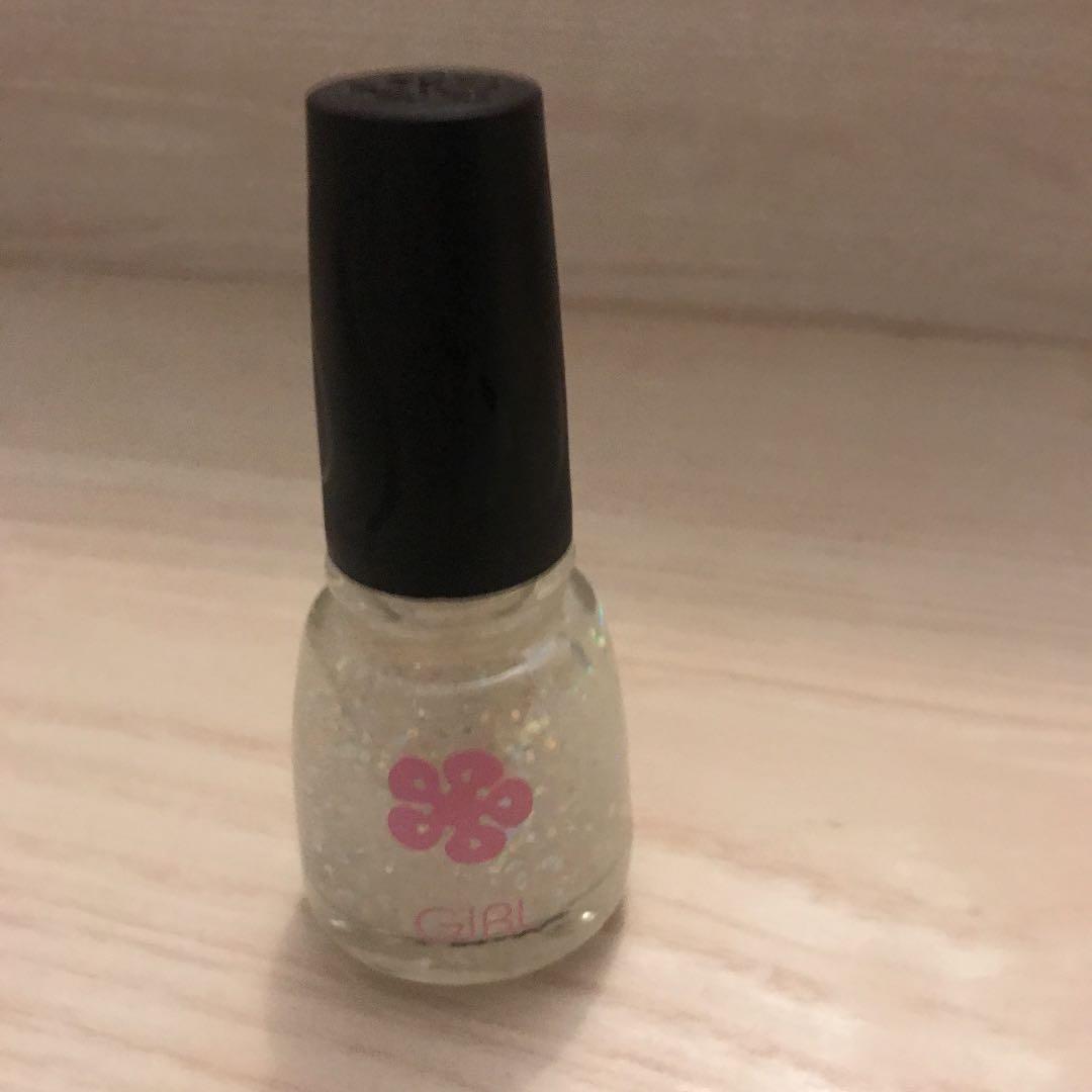 無色透明ラメ入りマニキュア(レア品)