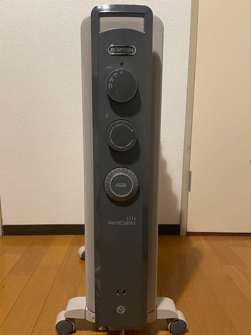 デロンギ オイルヒーター RHJ21F0812 + 洗濯干し器具付き！