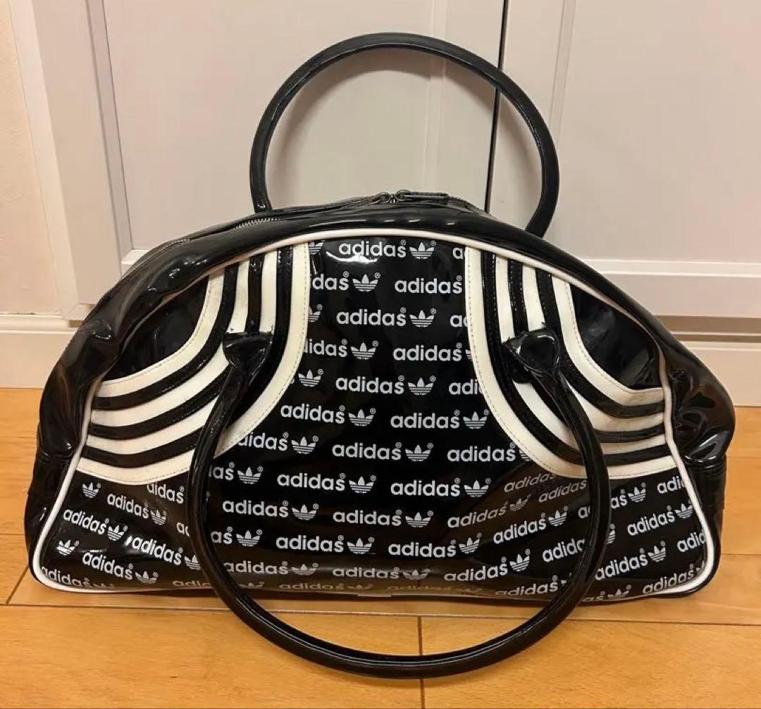 ヴィンテージ アディダス ロゴ総柄　エナメルボストンバック　80年代