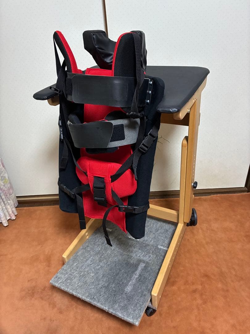 立位台 キャスター付き　障害児　医療ケア　介護