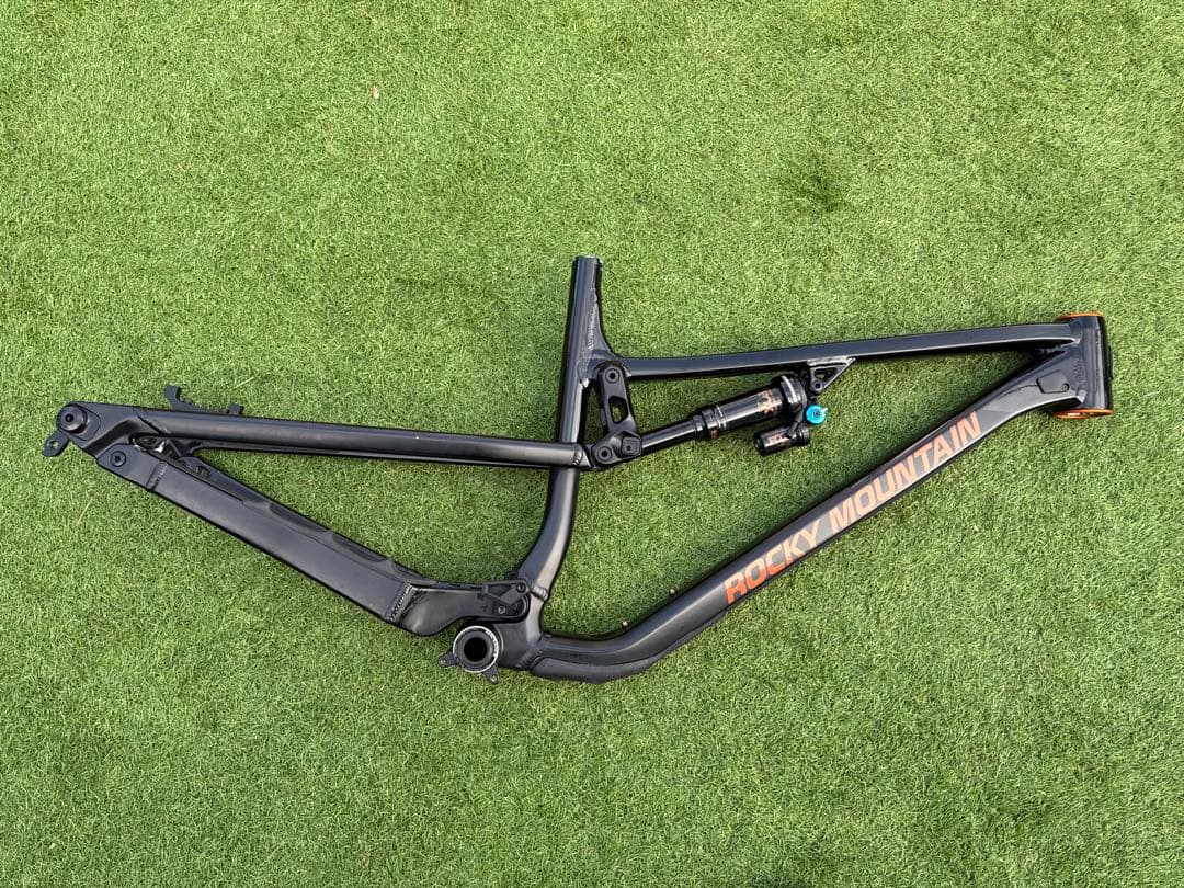 パーツ Rocky Mountain Altitude Alloy30 2021 L