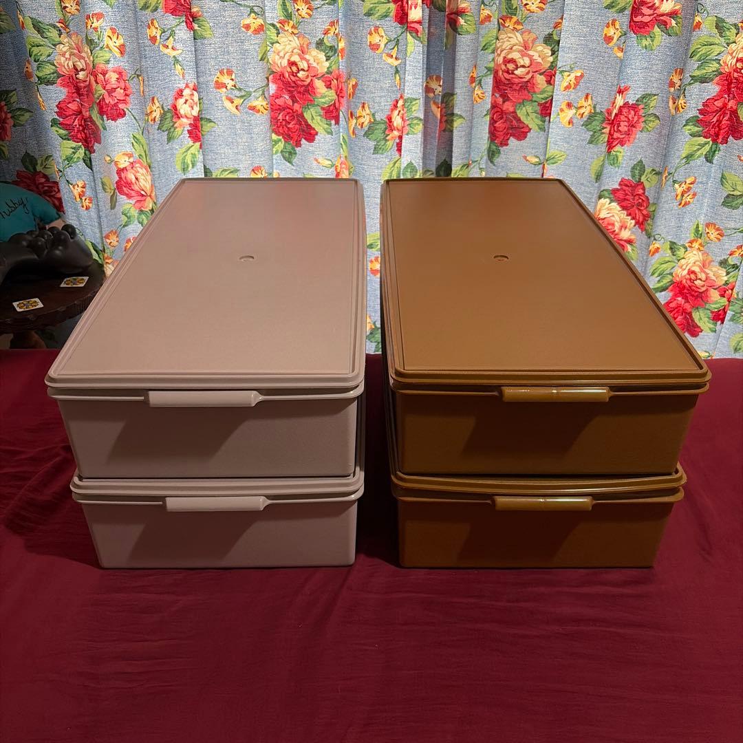 ヴィンテージ タッパーウェア ライトブラウン ライトピンク 4個セット