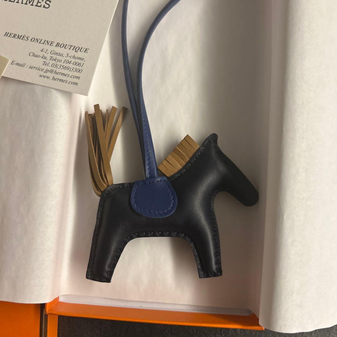 【新品】HERMES エルメス　ロデオチャームブルーニュイ