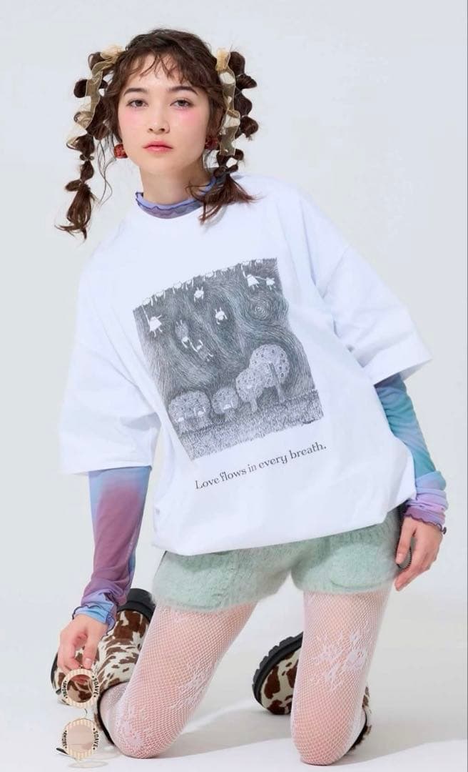 NaolipナオリップとAURAFEY オーラフェイ未使用白Tシャツ