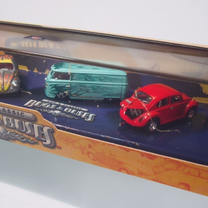 100% ホットウィール BUGS & BUSES