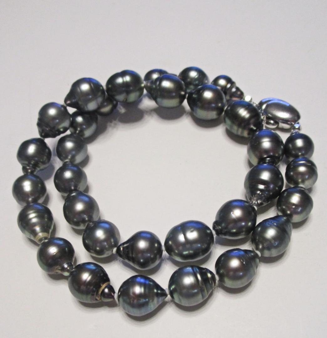 専用☆美品☆希少黒蝶本真珠ネックレス ９.３-１２.８ミリ ブラック