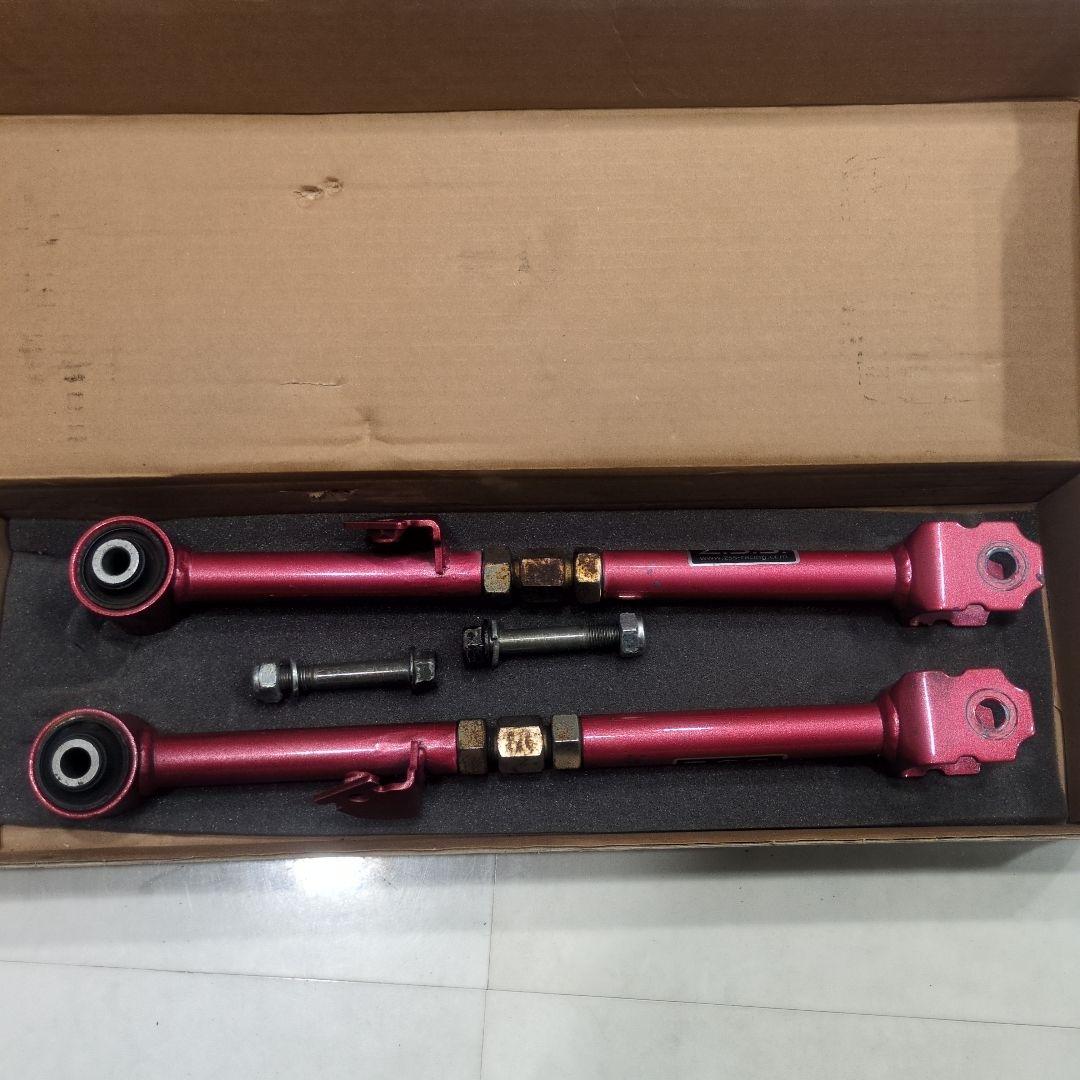 アコードハイブリッドcr6 リア3点アーム