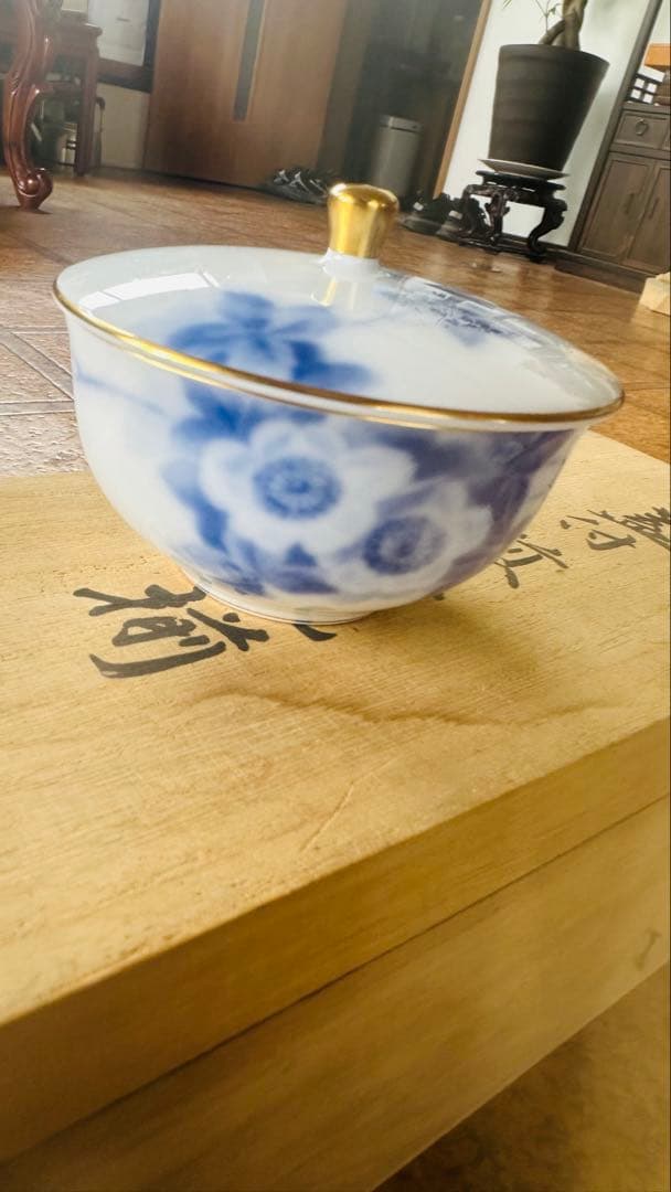 大倉陶園　蓋付煎茶碗　ブルーローズフラワー　未使用