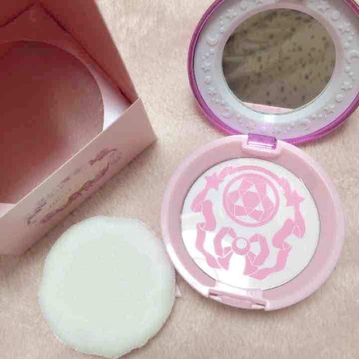 ♡セーラームーン♡コンパクト♡バンダイ♡パウダー♡化粧品♡