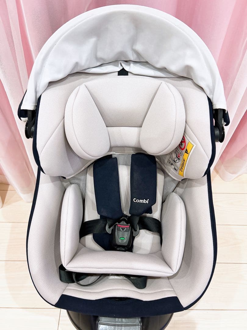 コンビ クルムーヴスマート Light ISOFIX チャイルドシート 新生児