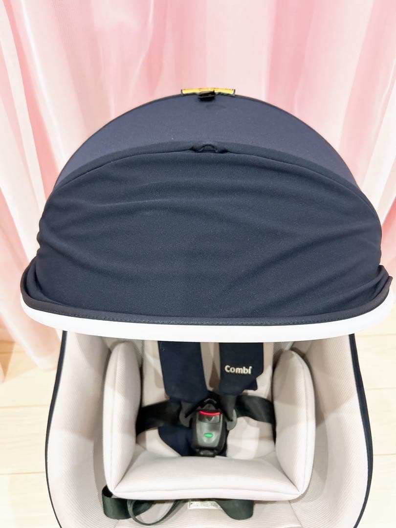 コンビ クルムーヴスマート Light ISOFIX チャイルドシート 新生児