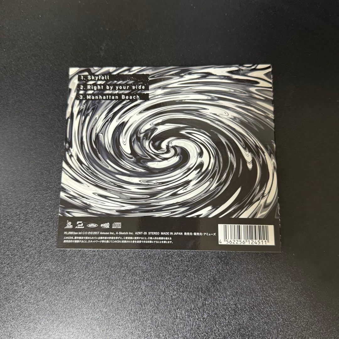 ツアー会場限定販売 ONE OK ROCK「Skyfall」ワンオクロック