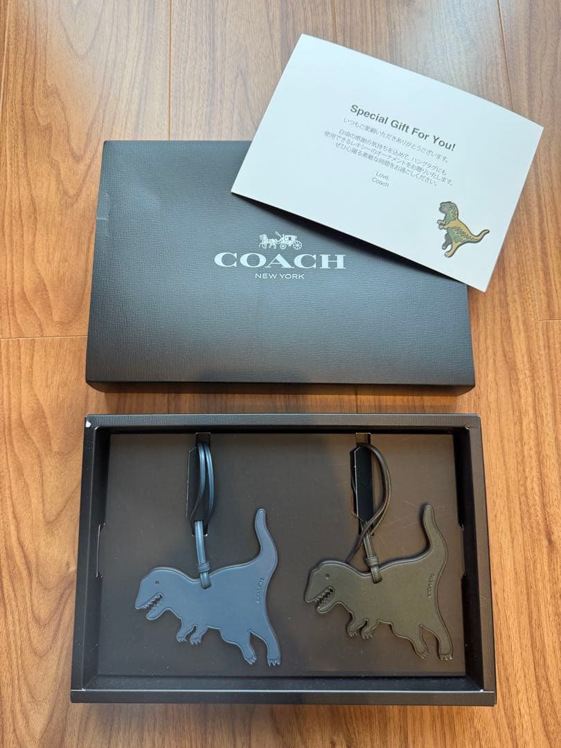 新品未使用 COACH 恐竜チャーム 2個セット 非売品