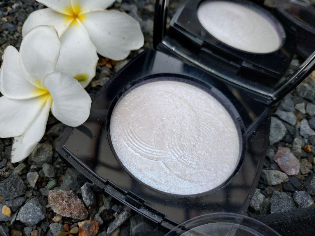 CHANEL ルミエール ドゥ ローシャン 特別限定品