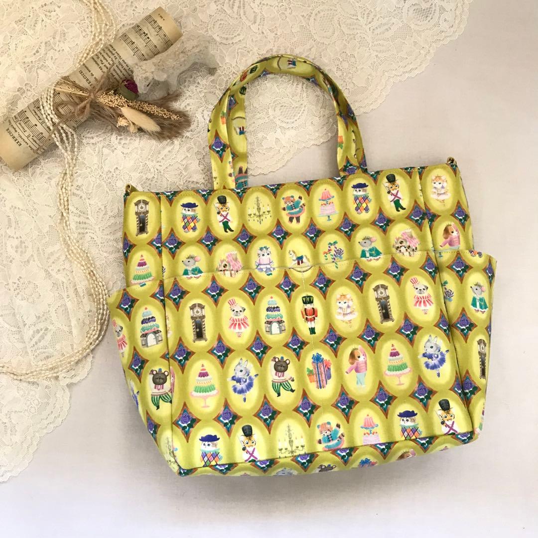 お花の子様　オーダー品　トートバッグ　A4サイズ　ユキエモン　ハンドメイド