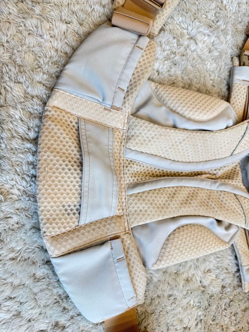 エルゴベビー オムニブリーズ メッシュ サンドベージュ