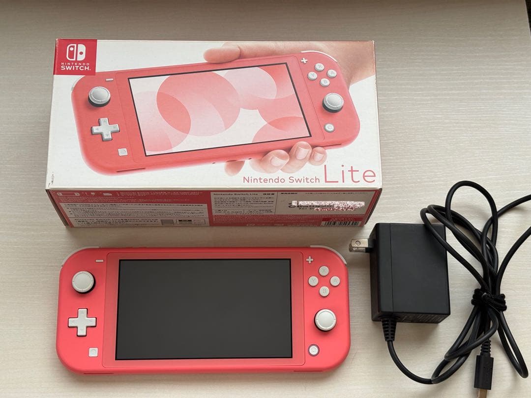 Nintendo Switch Lite ピンク 充電器付き