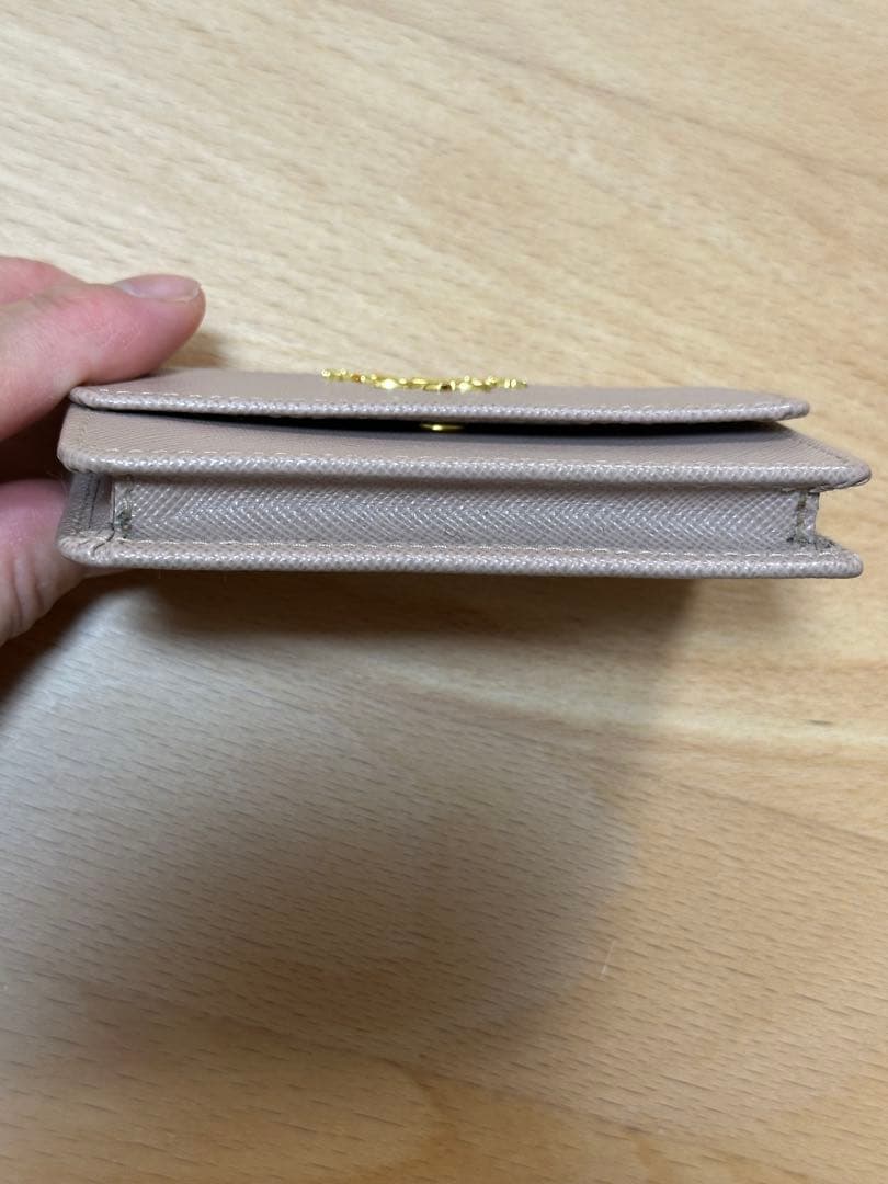 美品♢PRADA サフィアーノレザー 名刺入れ カードケース　ピンク