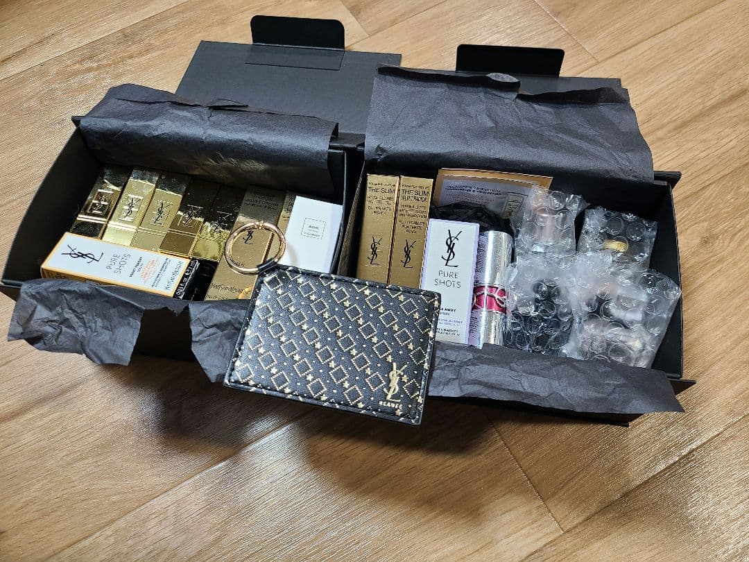 YSL 2022年 アドベントカレンダー クリスマスコフレ