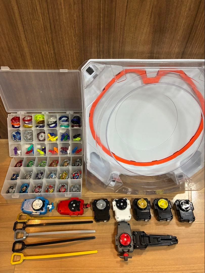 ベイブレードセット（スタジアム・収納ケース付き）