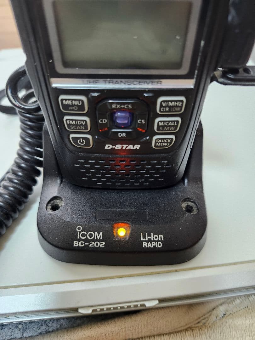 r*2様 ICOM ID-31 UHFトランシーバー GPS