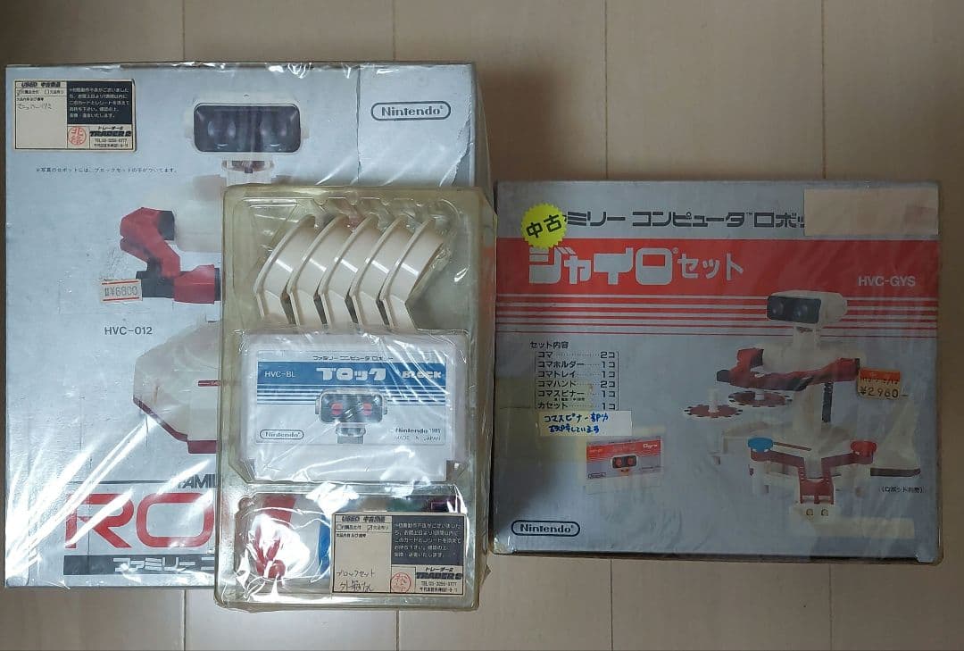 ファミリーコンピューターロボット