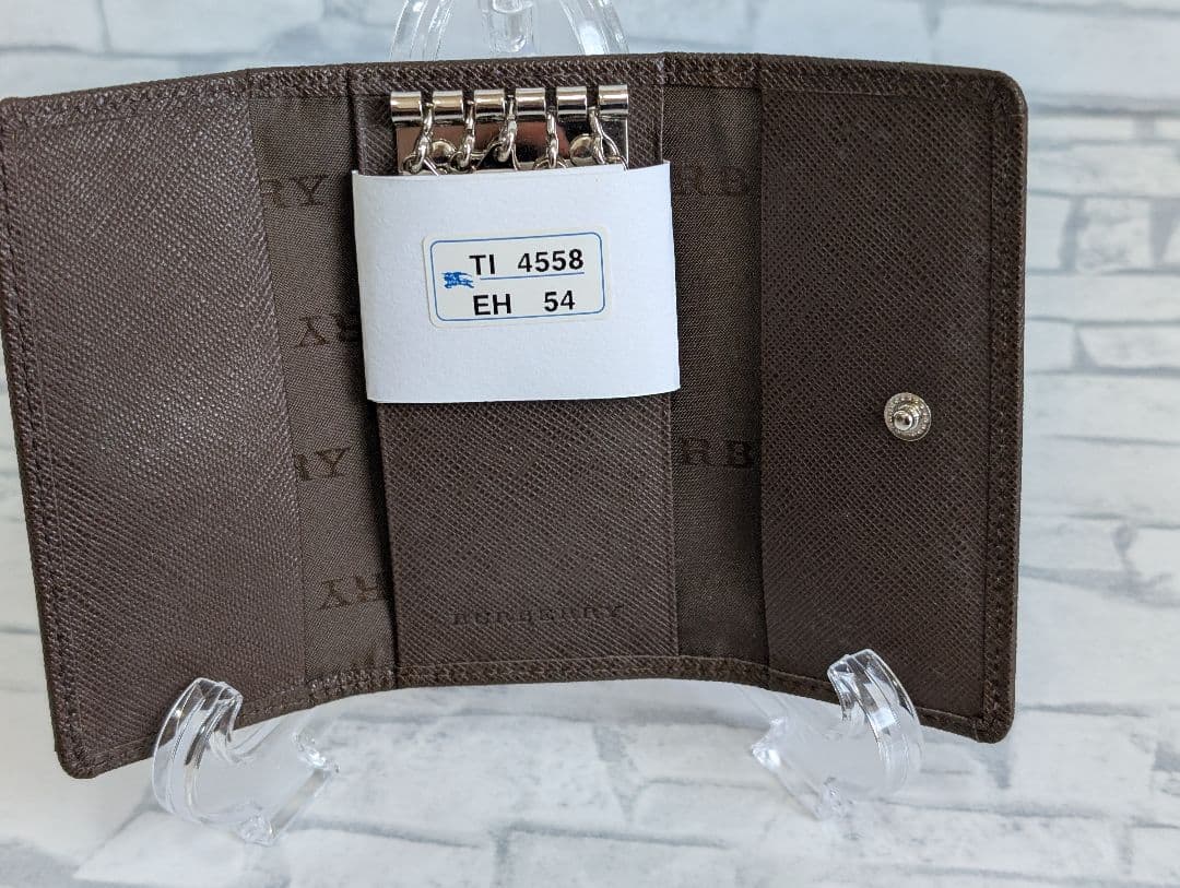 【新品未使用箱付き】BURBERRY5連キーケースノバチェックベージュ×ブラウン