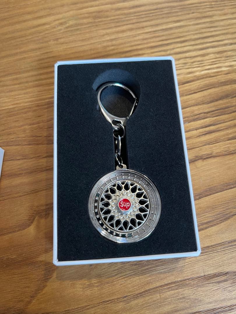 小物 Supreme x BBS RS Rim Keychain Silver