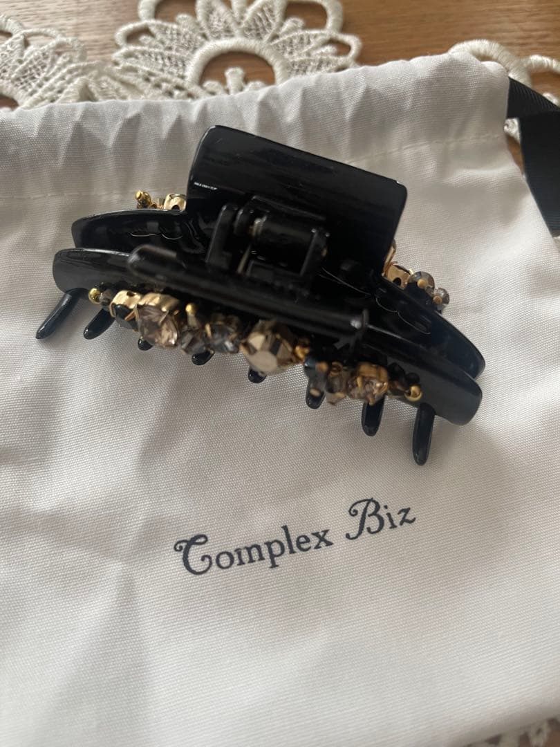 コンプレックスビズ　バンズクリップ　ヘアクリップ　スワロフスキー