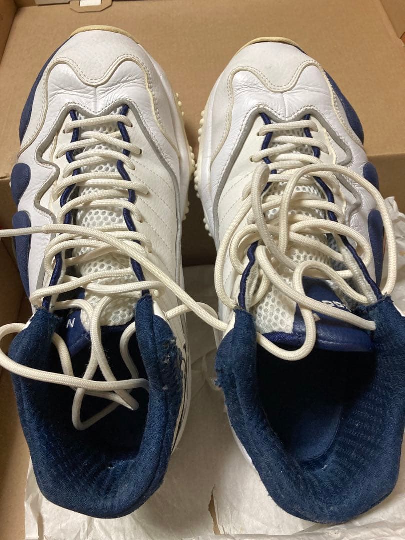 Nike air zoom uptempo vホワイト/ネイビー