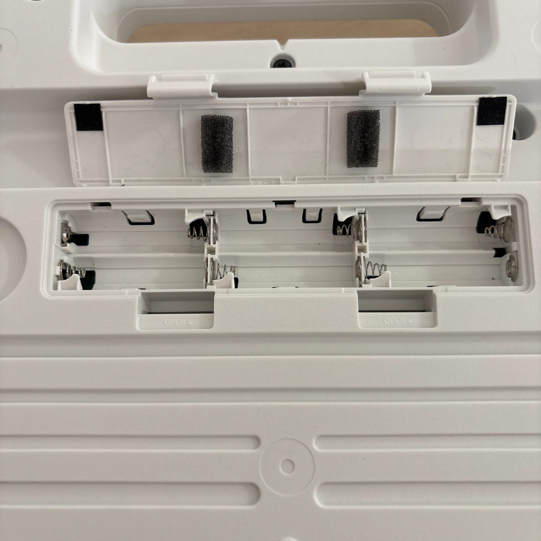 CASIO LK-330 光ナビゲーションキーボード 61鍵盤