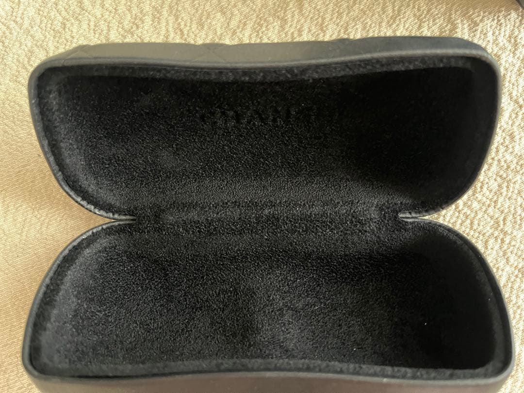 CHANEL ブラック メガネケース