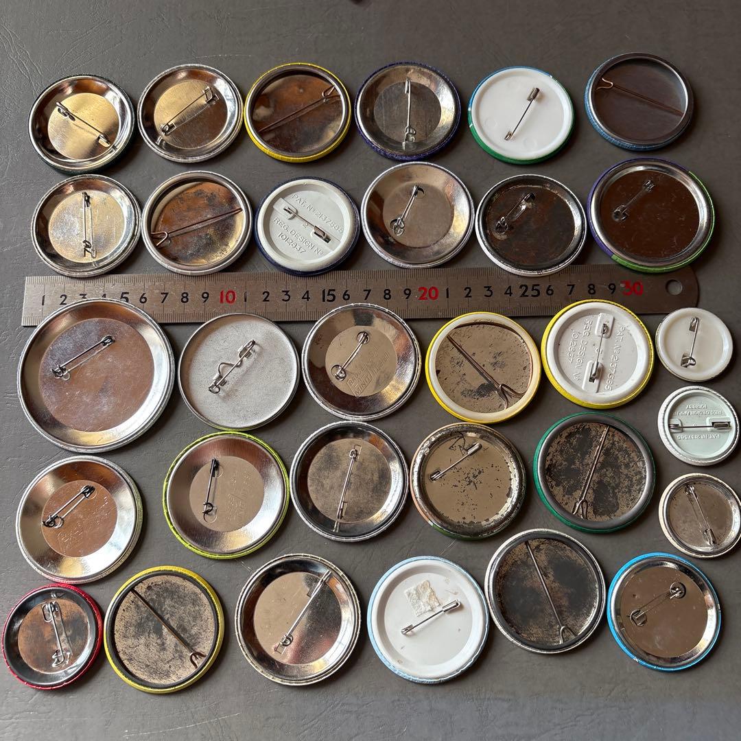 ピ*ピ様 ヴィンテージ缶バッジ200個OVER ／アメリカ・イギリス／Vinta